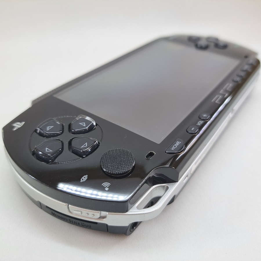 PSP - 携帯用ゲーム本体